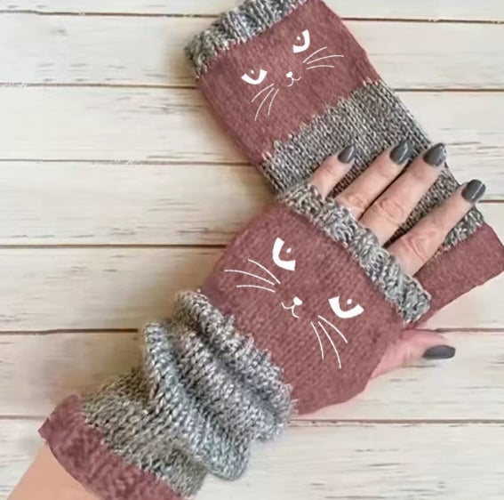 đą Cute Womenâs Knitted Cat Gloves â For Warm Hands & Free Fingersđ§ś