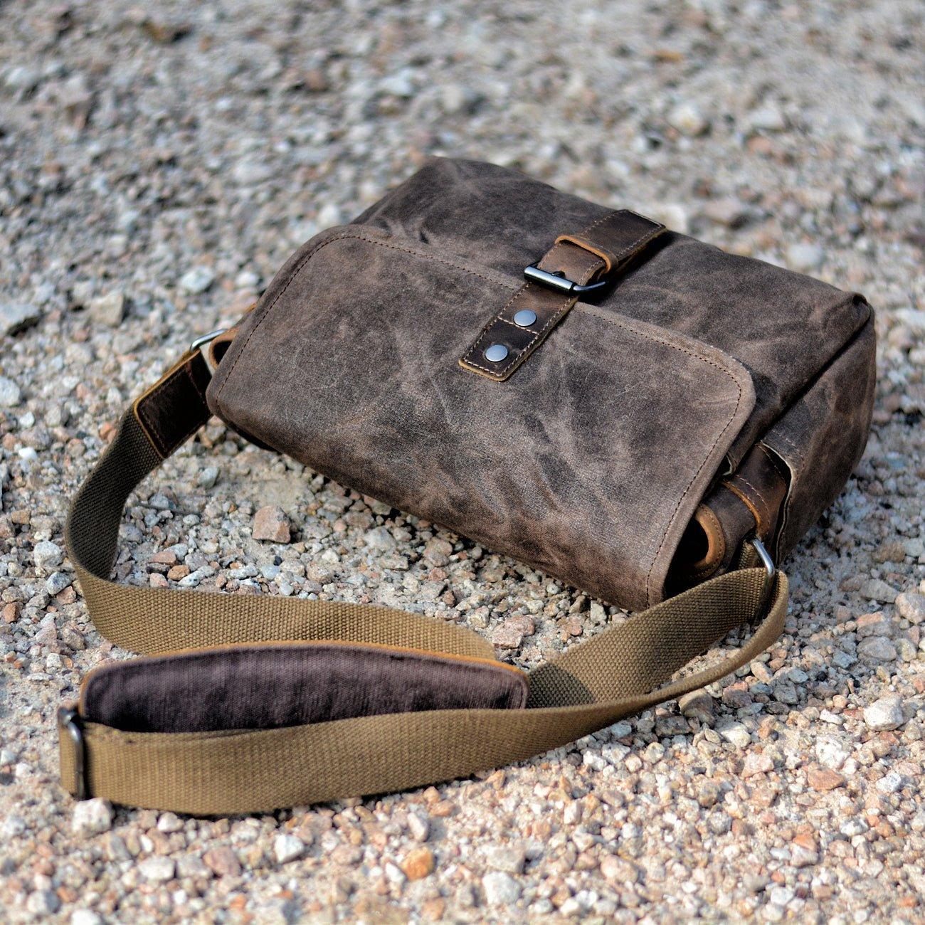 Woosir Waxed Canvas Camera Messenger Bag Men Women